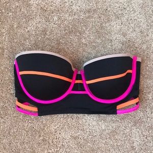 Victoria’s Secret Bikini Top